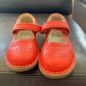 Mini Boden dress shoes